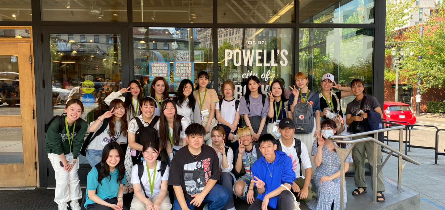 Students at Powell's Bookstore 