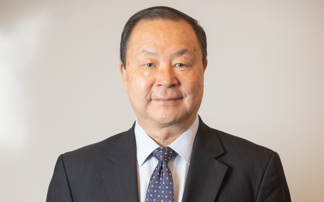 Dean Qing Hu