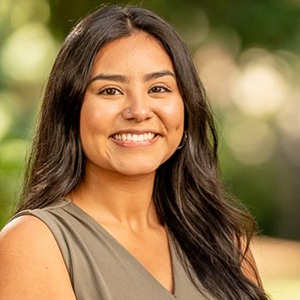 Jennifer Beltran headshot