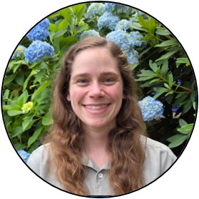 Head shot of Rachel Heath