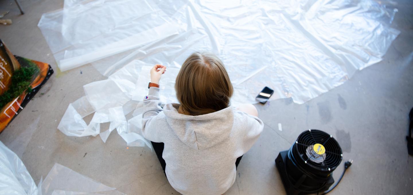 A student working on a large-scale inflatable sculpture for a Core Space class