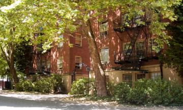 Saint Helens Residence Hall exterior