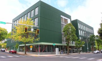 Photo of southeast corner of the Art Building
