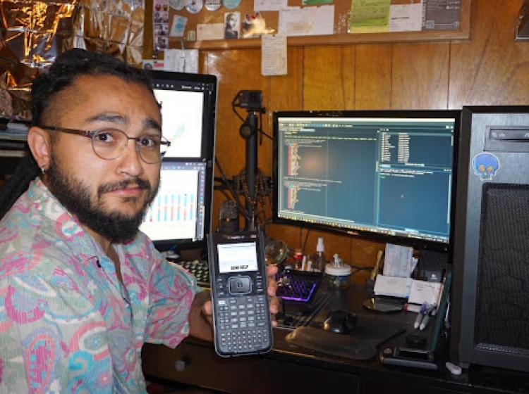 CCAR REU student working in lab