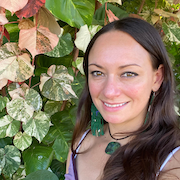 Shandee Dixon headshot