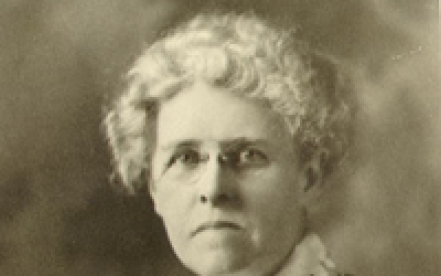 Black and white photo of Lola Baldwin
