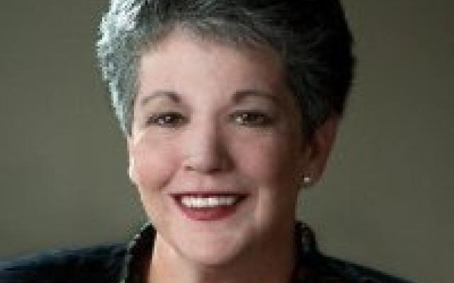 Headshot of Sandra McDonaugh