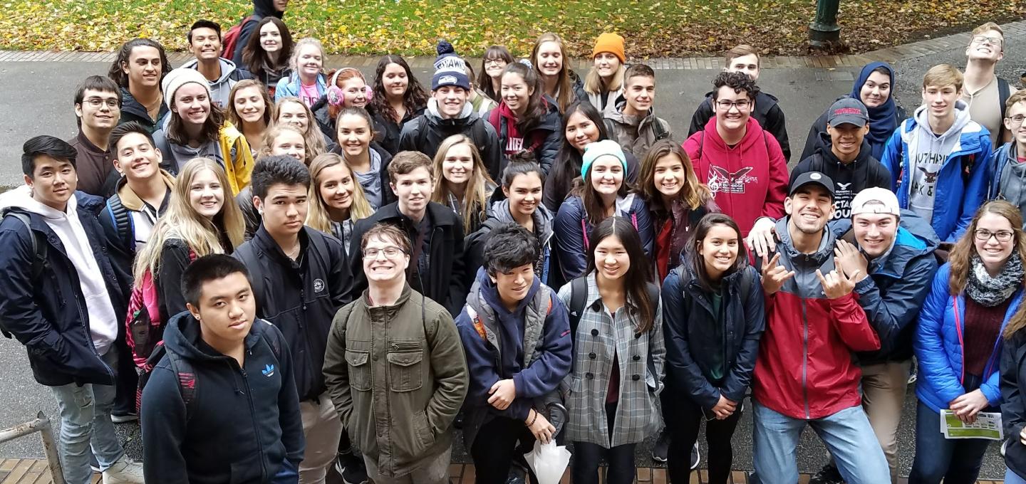 photo of Southridge students on library steps