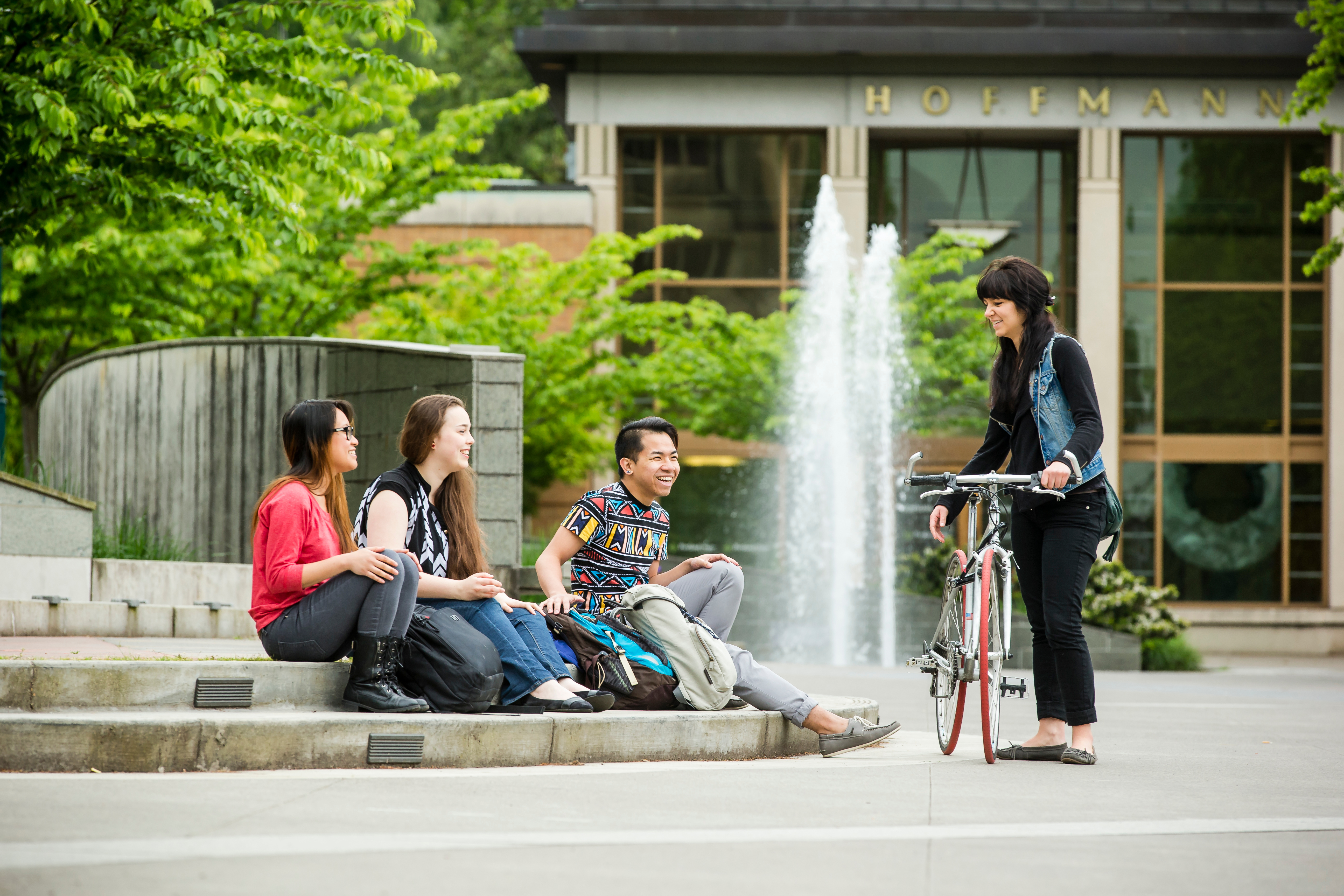 Students sitting outside of Hoffman Hall at PSU