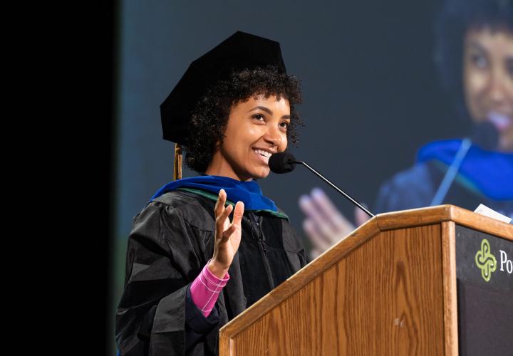esperanza spalding speaks to the crowd