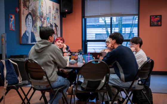 Students in PSU's La Casa Latina