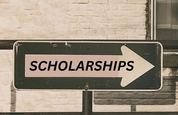 SCHOLARSHIP SIGN