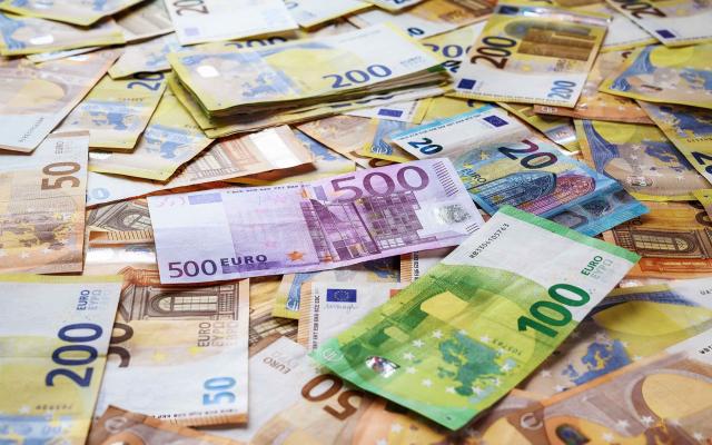 bank notes