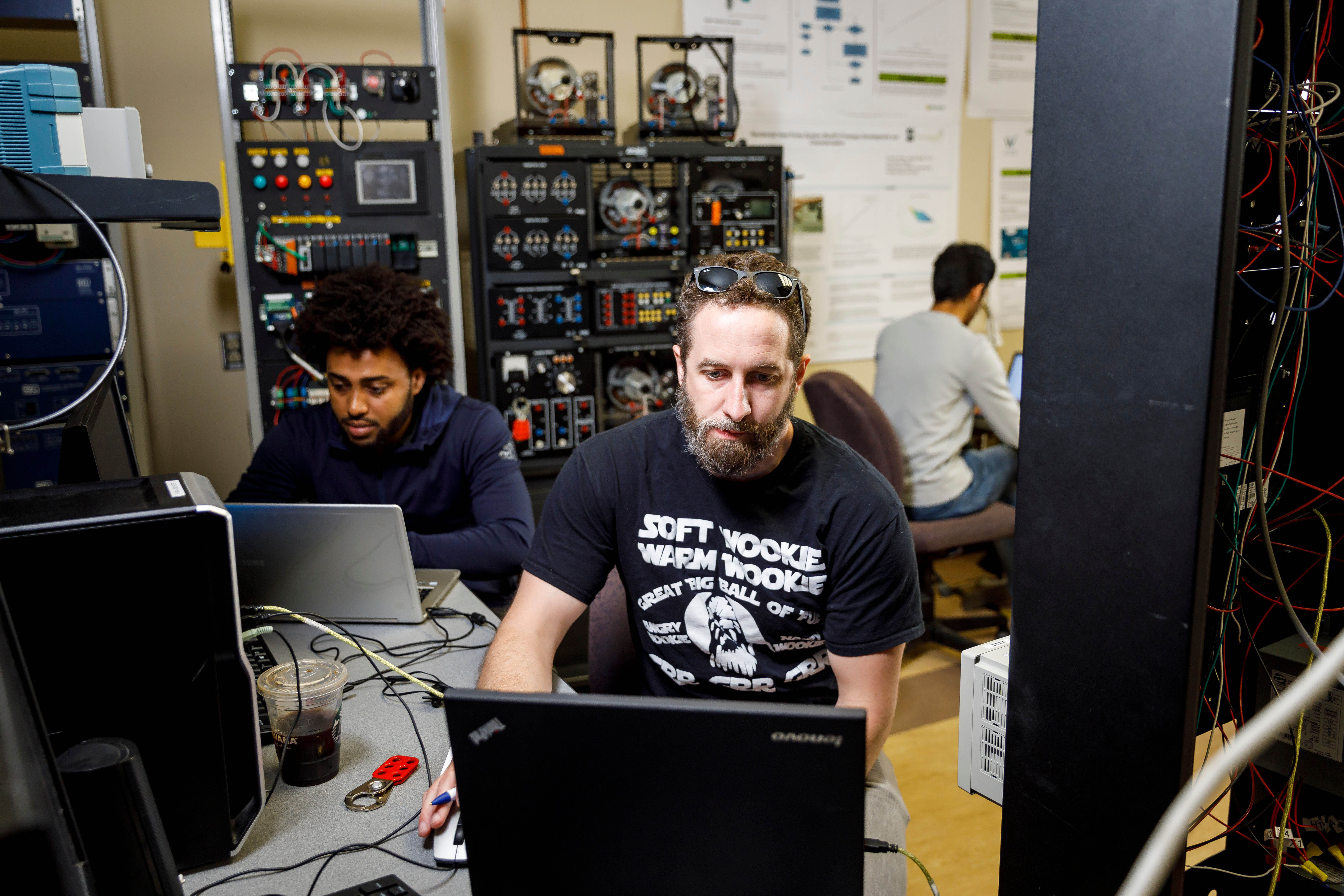 Students working in power lab