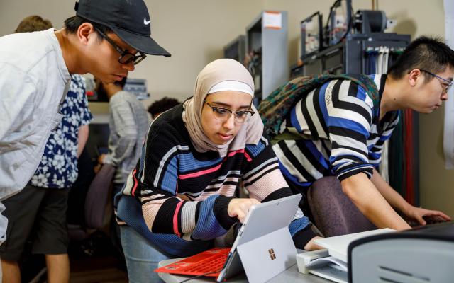 Students working in power lab