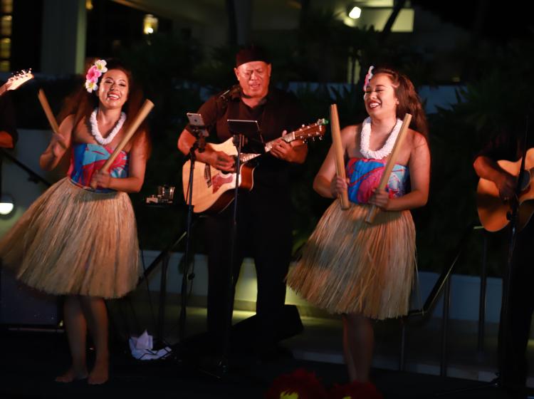 Hawaiian dancers at PICMET