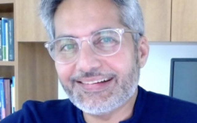 Jay Gopalakrishnan headshot
