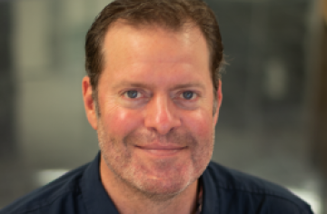 Scott Headshot Photo
