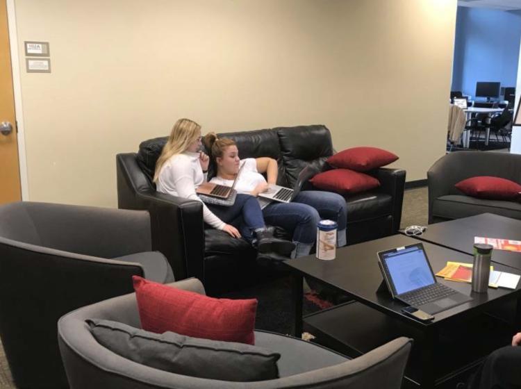 PSU honors students studying in the Honors Commons