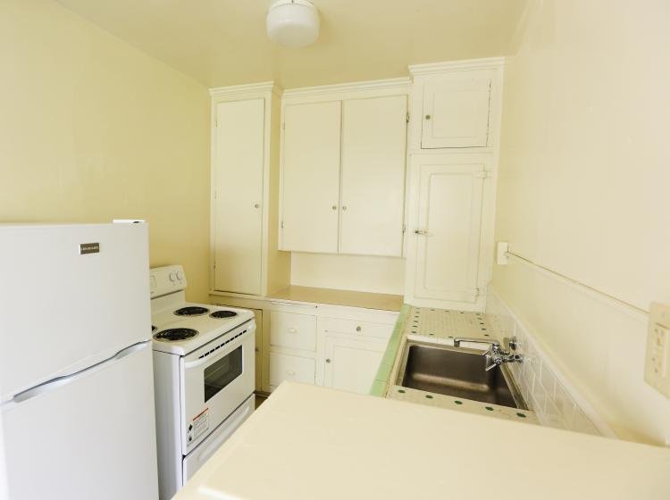 Kitchen of Unfurnished One Bedroom