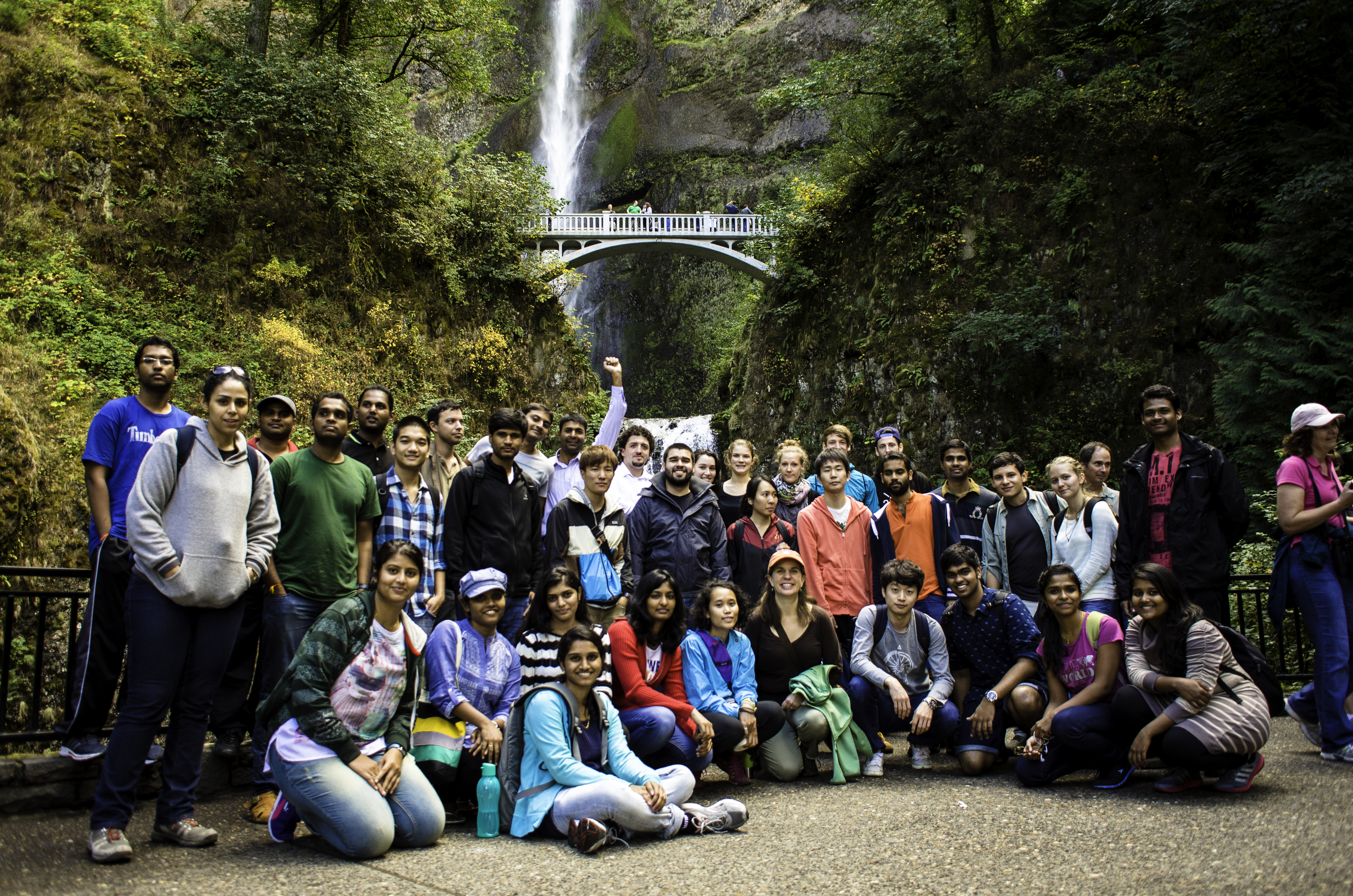 International students at Multnomah falls 