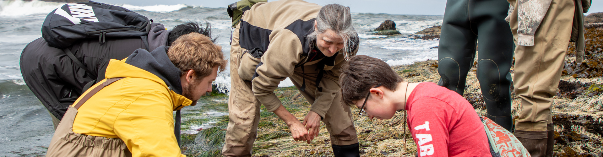 PSU professor and students at Boiler Bay