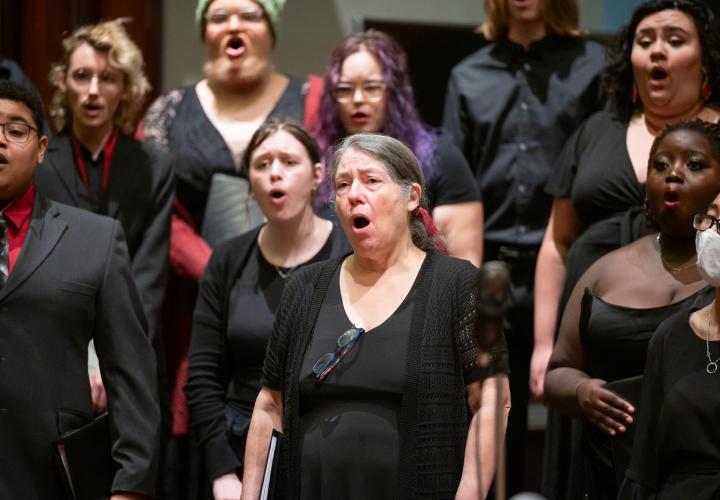 PSU Choir students performing.