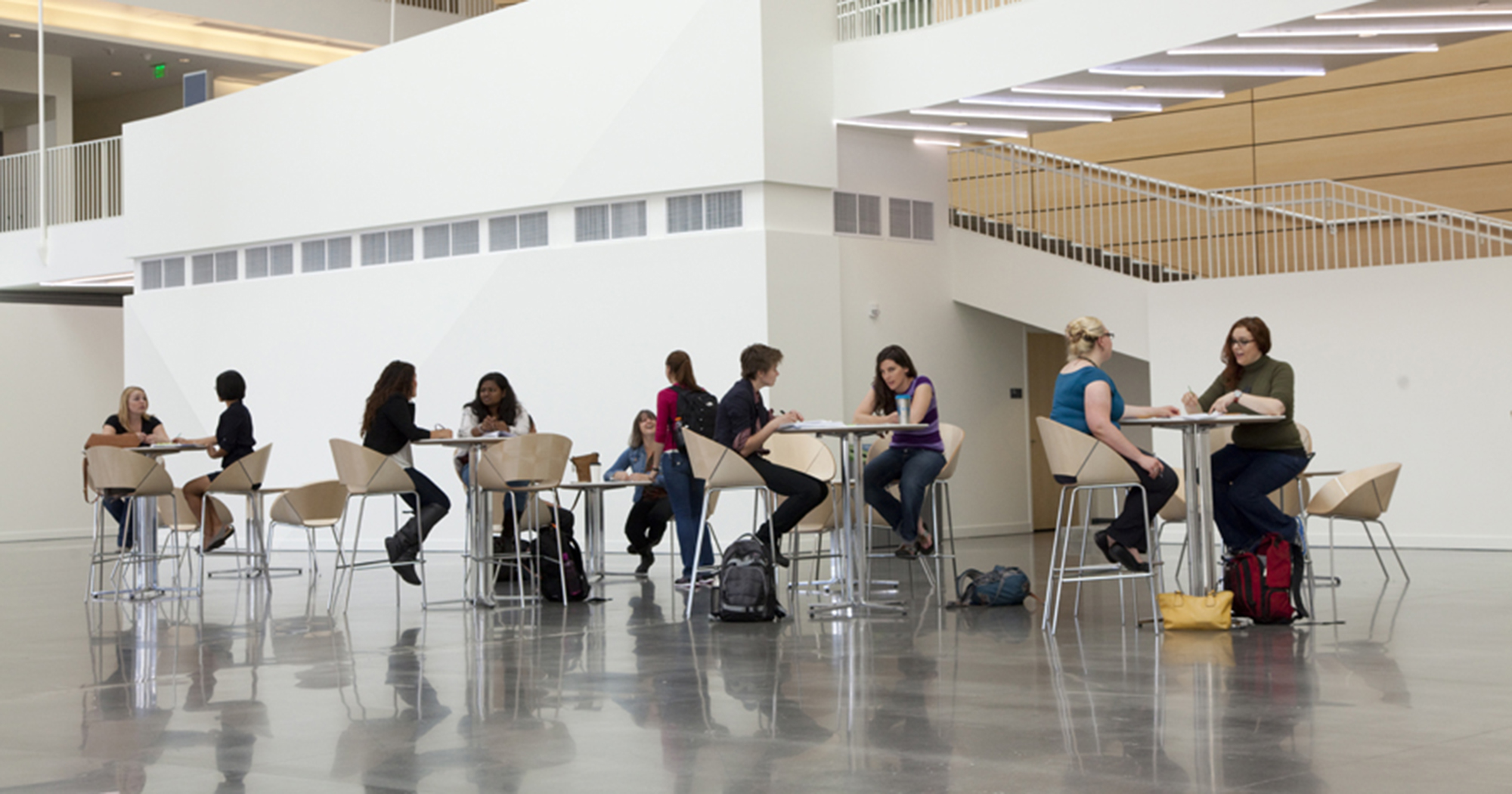 PSU online students studying in lounge
