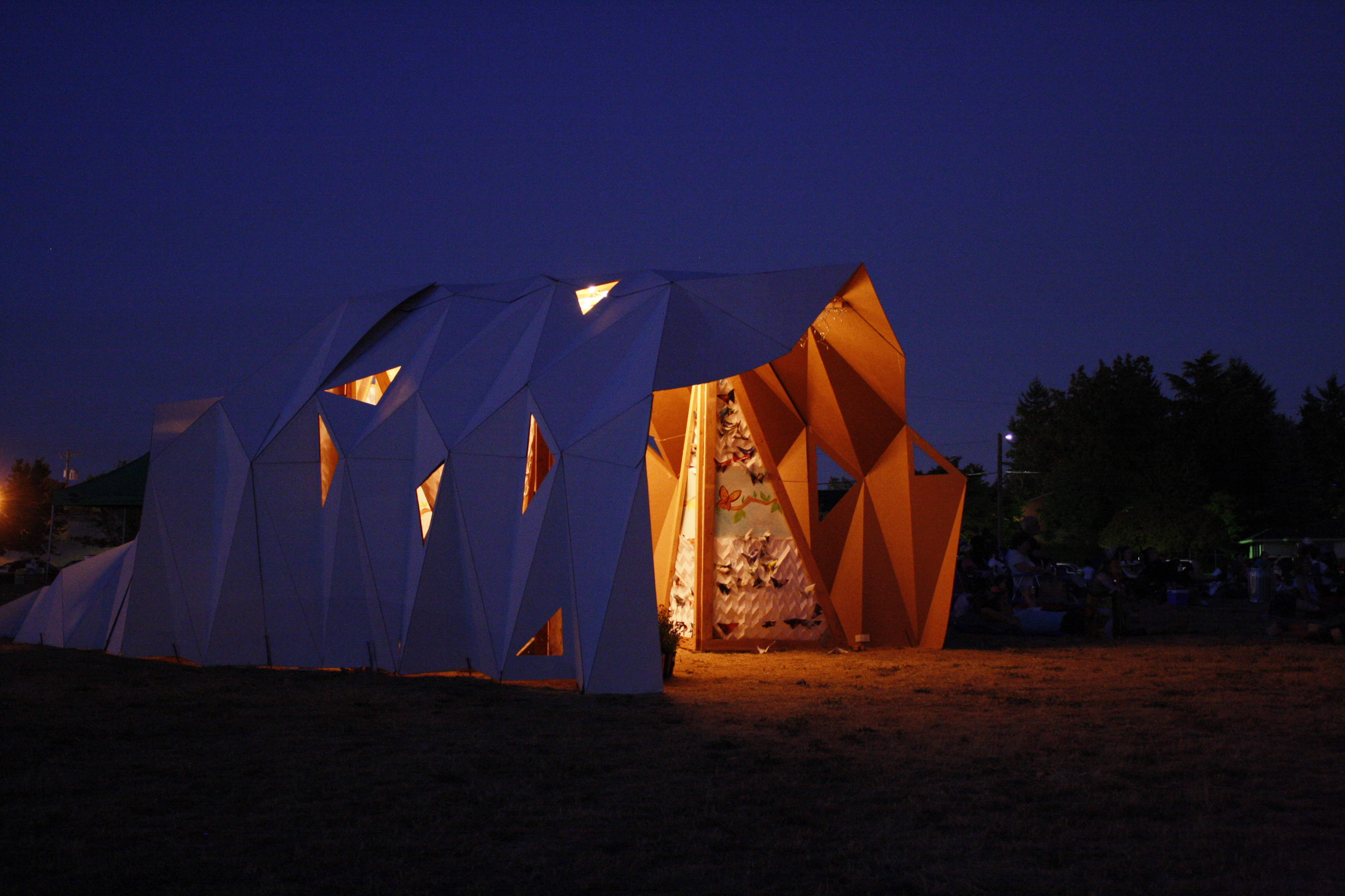 Public interest design structure in Gateway Park