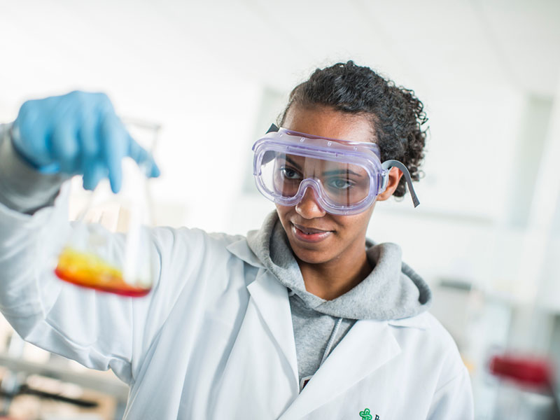 student working in a psu chemistry lab