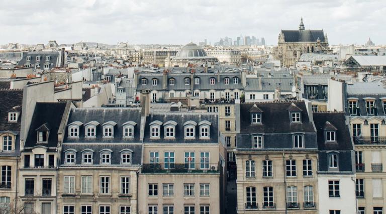 Paris skyline photo