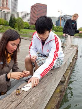 PSU students doing research at the Willamette River