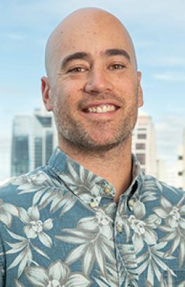 Eki Yandall headshot