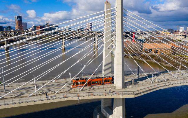 aerial view of Tillikum Bridge