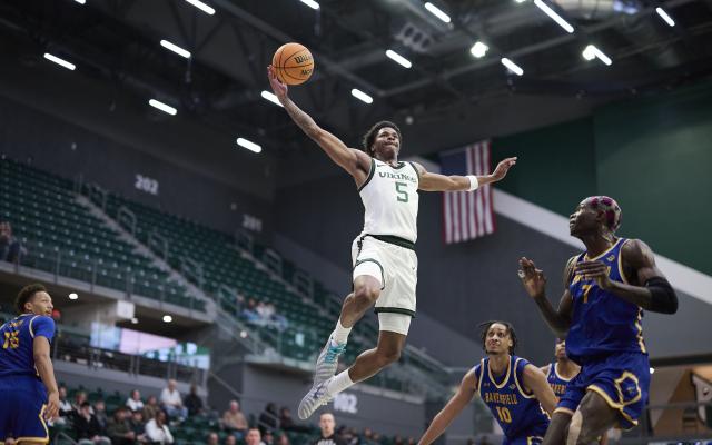 senior guard Jaylin Henderson