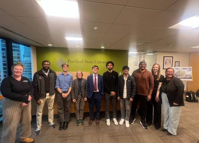 Image of ASPSU SFC members with President Cudd