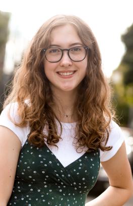 Headshot of Sophia Francis