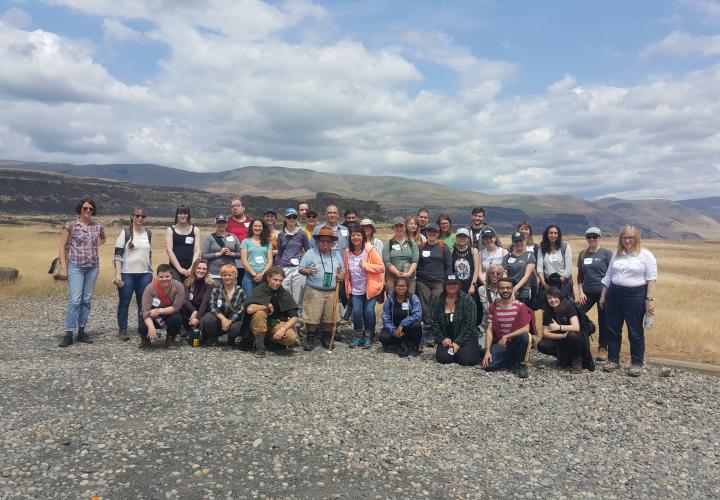 Students on field trip in Eastern Oregon