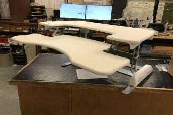 Varidesk PP36 (highest position)