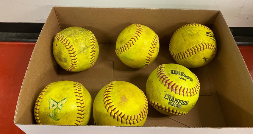 softballs