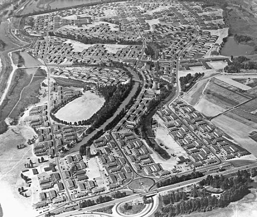 Looking west at Vanport City, the second largest city in Oregon during World War II. Circa 1942.