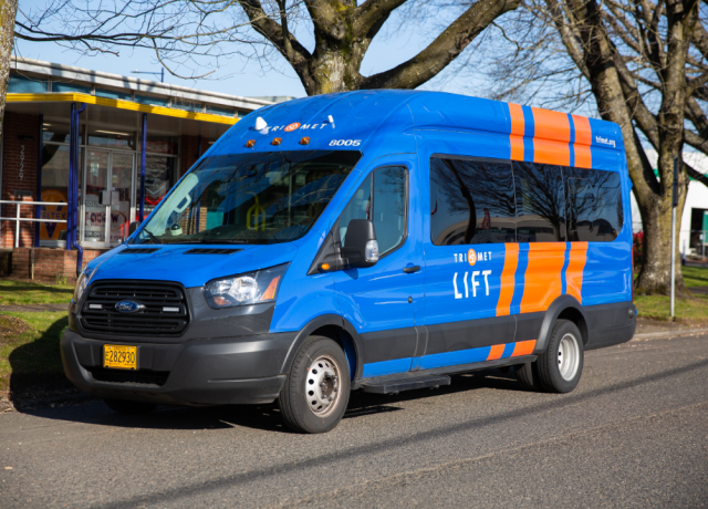 TriMet LIFT bus