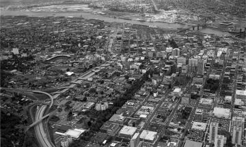 Aerial photo of downtown Portland including PSU