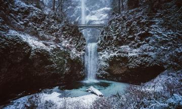 Multnomah Falls with snow