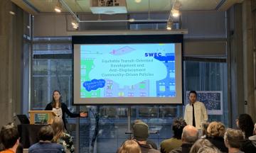 Students Hayley Still (left) and Ken Yoneda present their project at the 2025 MURP Workshop Kickoff.