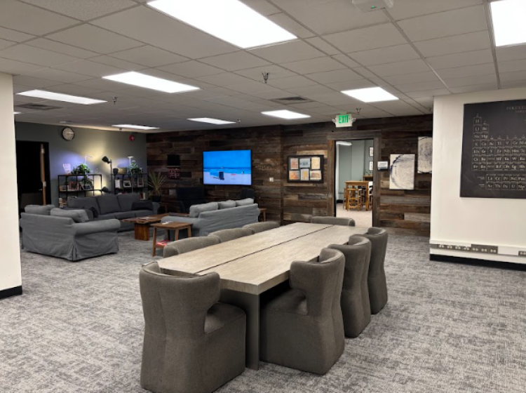 VRC Lounge