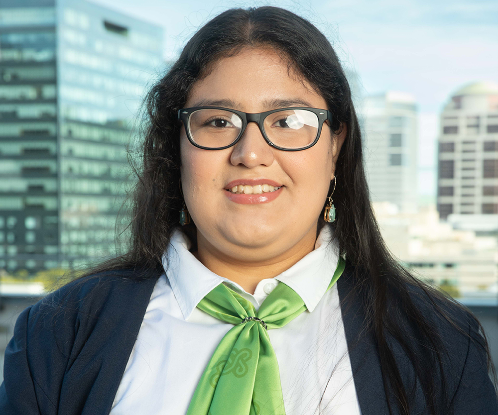 Abi STAMB headshot