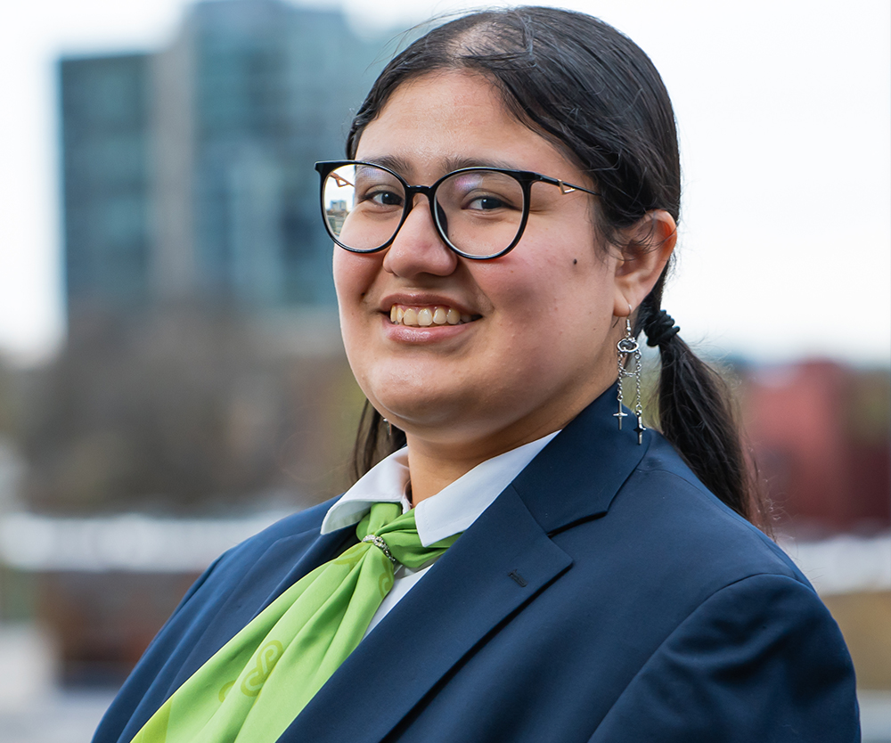 Abi Morales Headshot