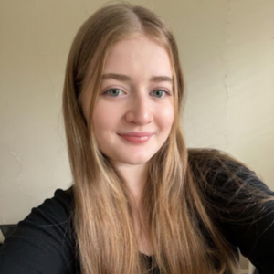 Julia Hollenbach photo